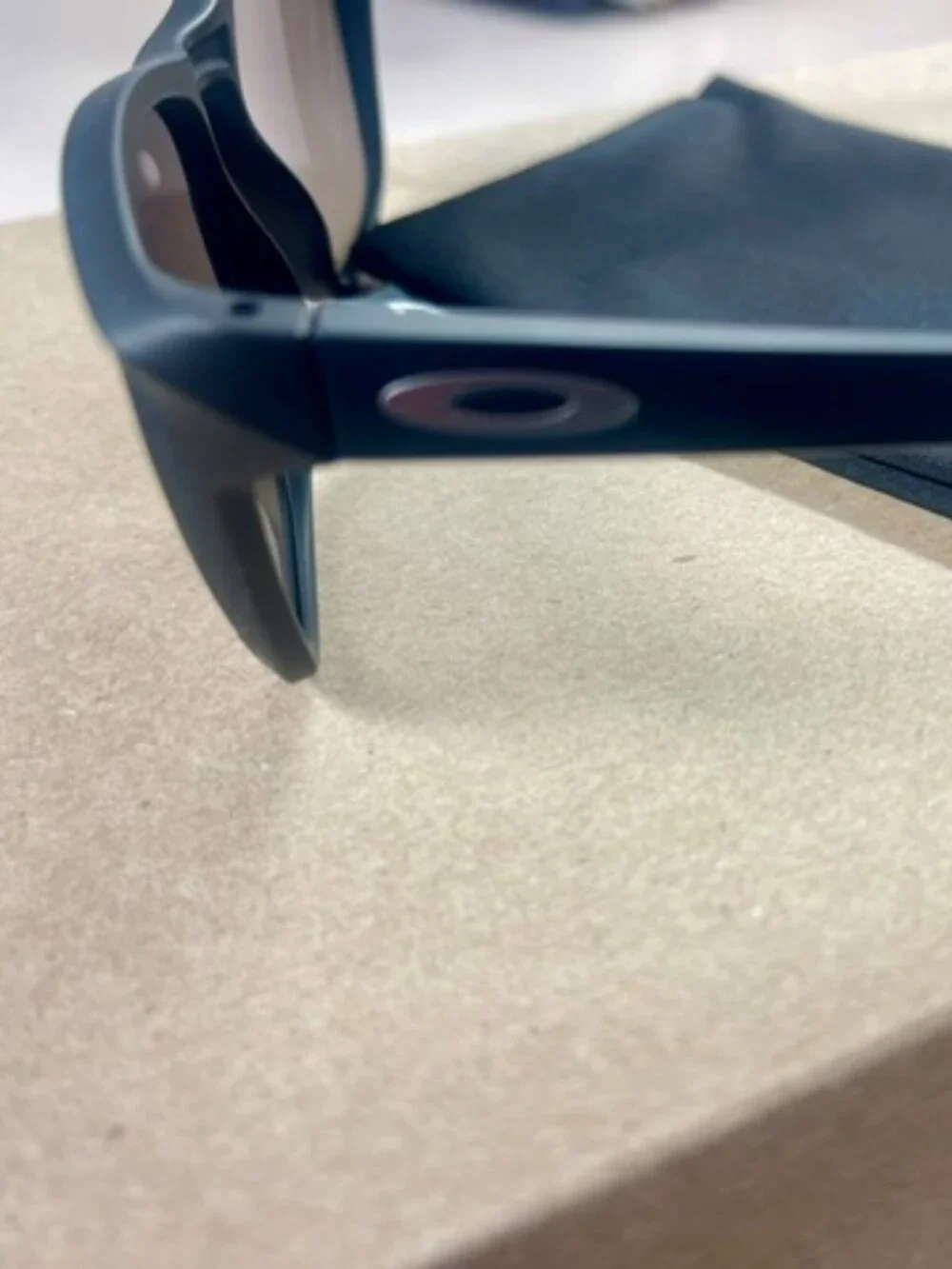NEW OAKLEY PRIZM SUNGLASSES (MANORBURN)